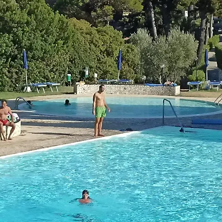 La Grande Terrazza Di Vakantiehuis Capo D'arco